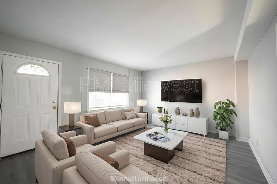 Building Photo - 3725 N Sherman Dr