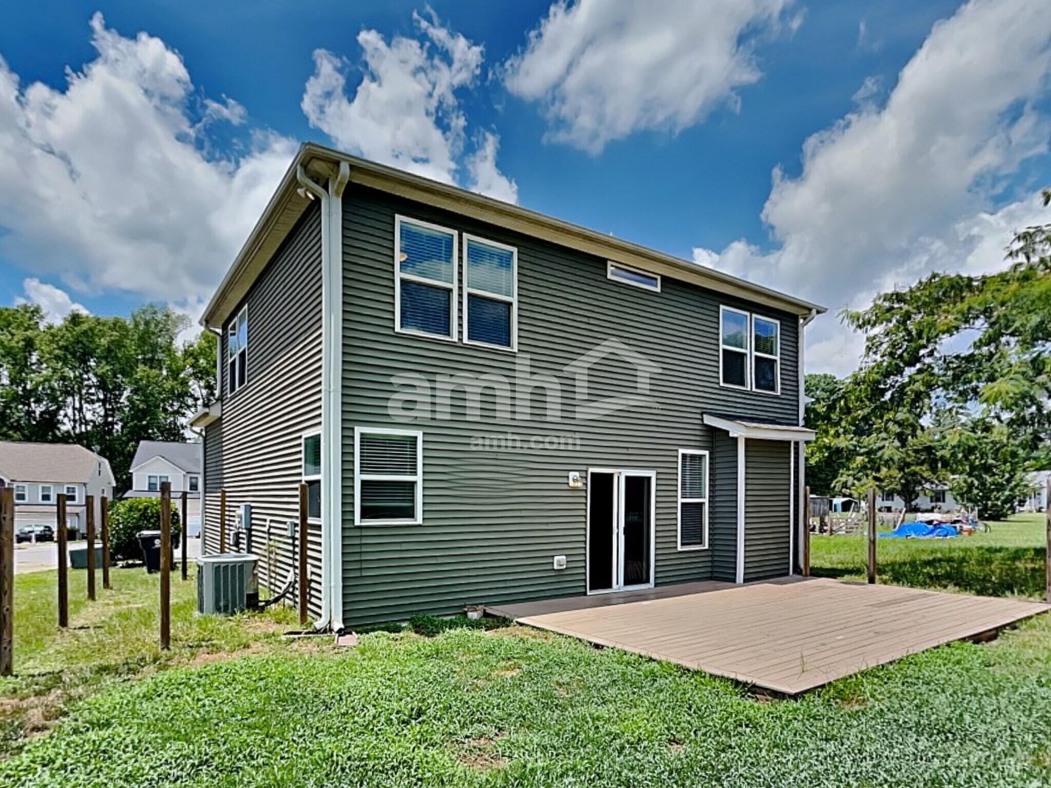 Building Photo - 112 Occidental Dr