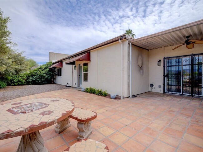 Building Photo - Scenic Living at Dorado Golf Course; 3 Bedroom 2 Bathroom