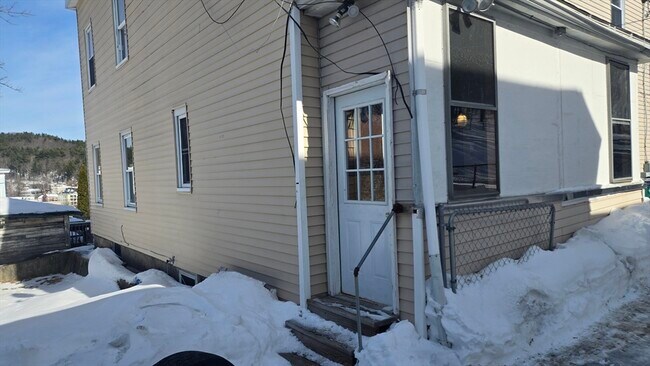 Building Photo - 29 Beech St