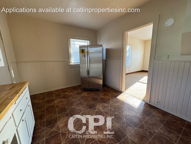 Building Photo - MOVE IN SPECIAL- $99 FIRST MONTH RENT!