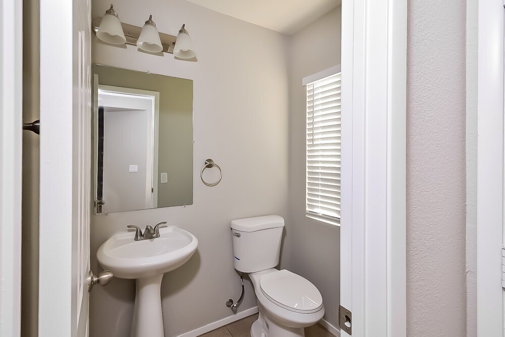 Building Photo - 9760 Havasupai Ave