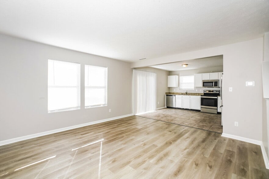 Building Photo - 3149 Brandenburg Dr