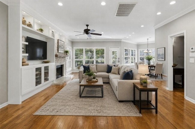 Building Photo - 5813 Miramonte Dr