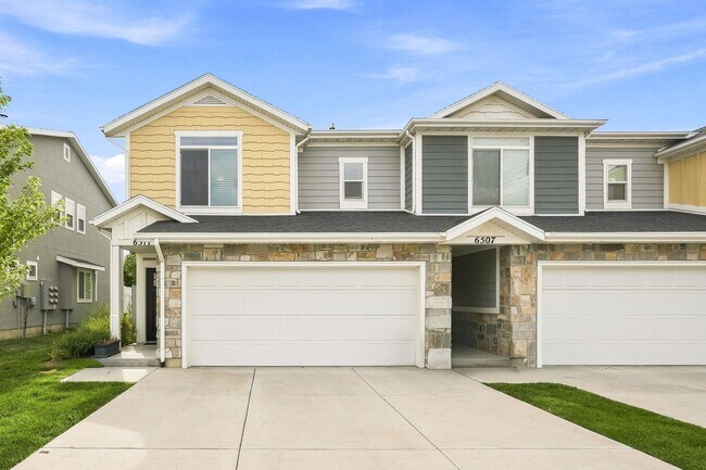 Building Photo - 6511 S Liberty Way