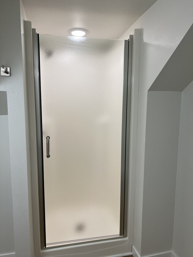 Building Photo - 2214 Valencia St