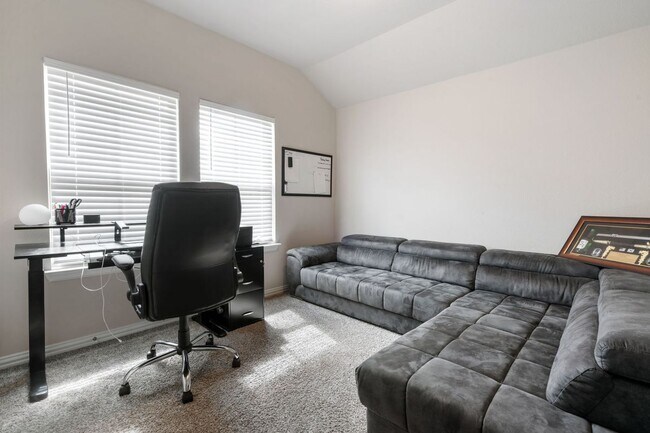 Building Photo - 2316 Wisterwood Ln