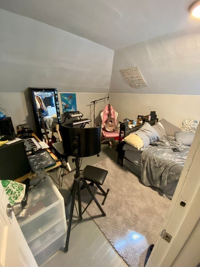 Building Photo - 1000 Billy Frank Jr. St