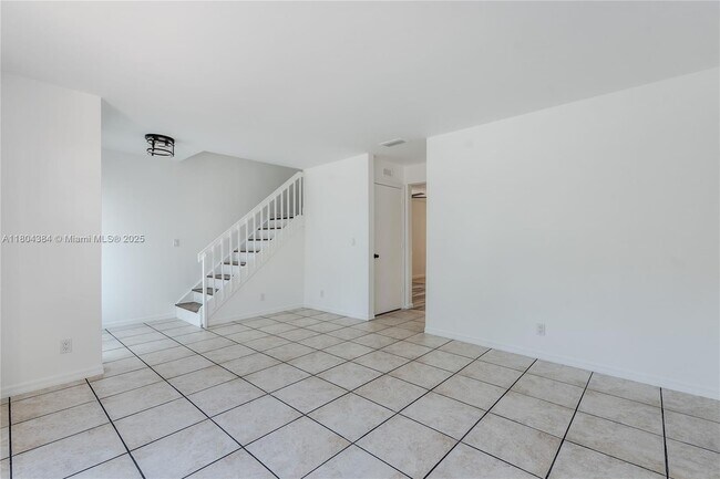 Building Photo - 5800 Rambler Rose Way