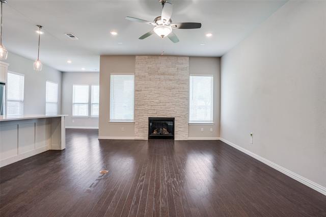 Building Photo - 3001 Renmuir Dr