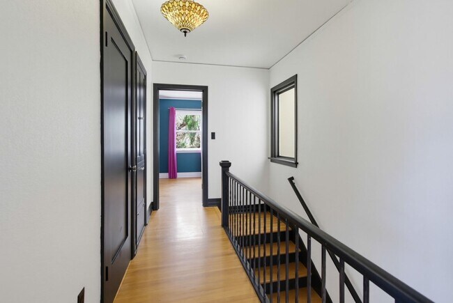 Building Photo - Historic Charm Meets Modern Living – Stunning 5 Bedroom Home on Iconic Myrtle Avenue