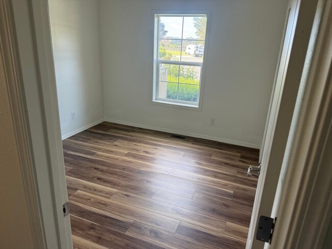 Building Photo - Cypress Meadow Unit 139