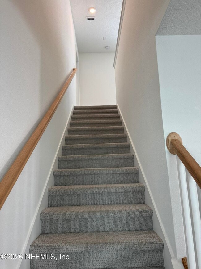 Building Photo - 236 Hawthorn Pk Cir