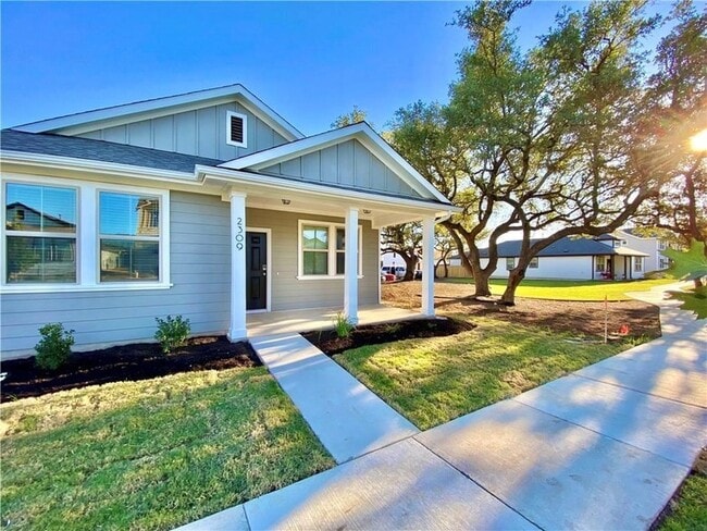 Building Photo - 2309 Pecan Island Dr