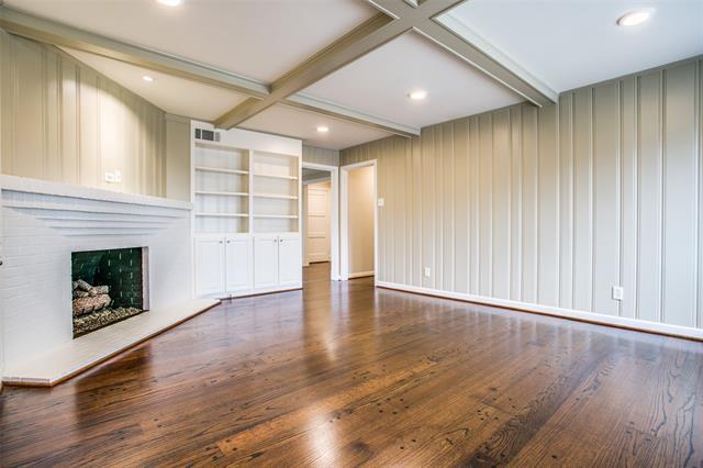 Building Photo - 6908 Lavendale Ave