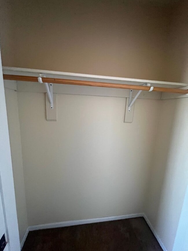 Building Photo - 16785 Huntington Ln