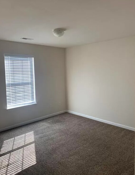 Building Photo - Charming 3 Bedroom Home in Simpsonville, S...