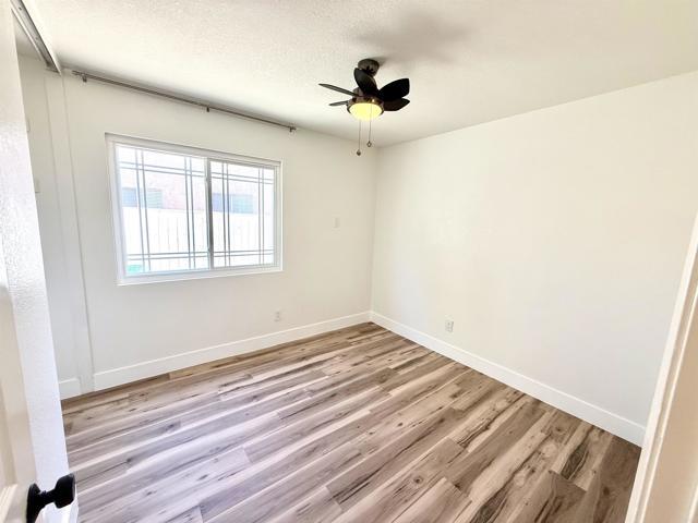 Building Photo - 24399 Oakridge Cir
