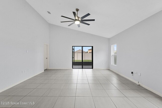 Building Photo - 4198 Alligator Flag Cir