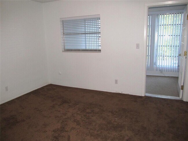 Building Photo - 5924 5th Ave N