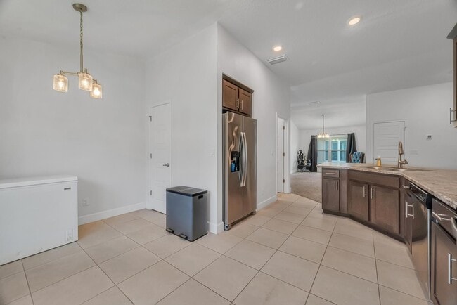 Building Photo - 5361 San Benedetto Pl