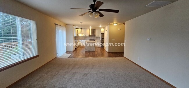 Building Photo - Beautifully Updated home in Covington WA