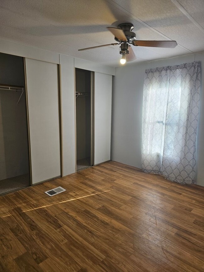 Building Photo - NICE & LARGE!  2 BEDROOM / 2 BATH MANUFACTURED HOME (55 + COMMUNITY - EAST ORLANDO)