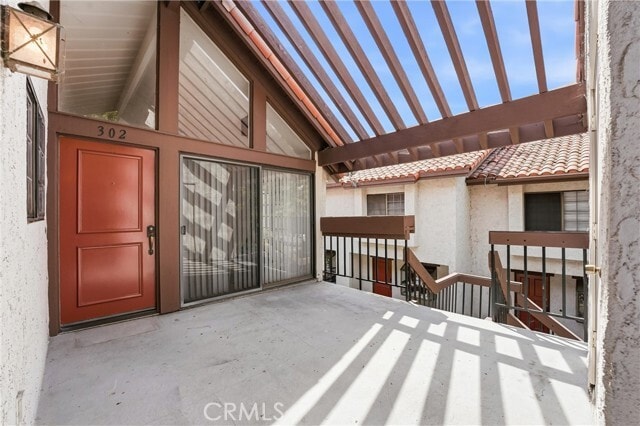 Building Photo - 302 Maui Dr