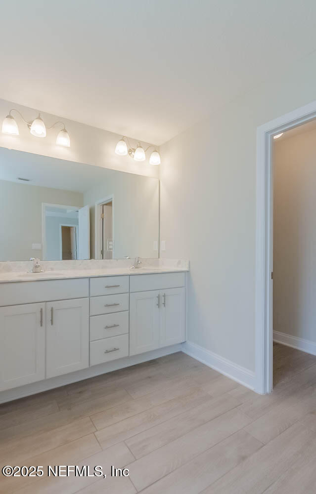 Building Photo - 258 Thistleton Wy