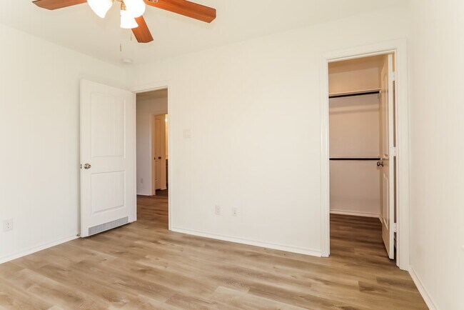 Building Photo - 25523 Pitchfork Ranch Pl