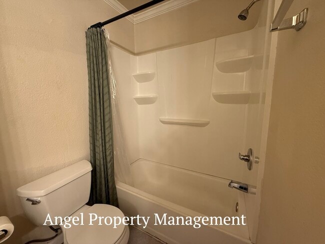 Building Photo - 6557 37th Ave