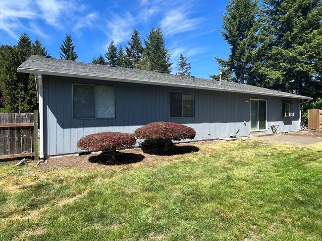 Building Photo - 14724 27th Ave E