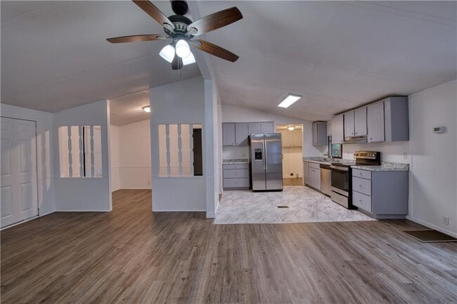 Building Photo - 136 Oyster Cir