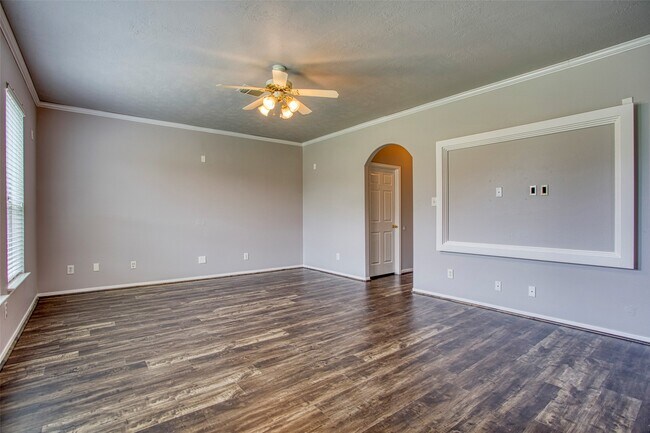 Building Photo - 25127 Florina Ranch Dr