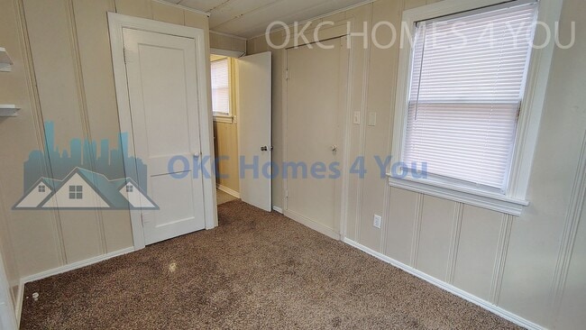 Building Photo - NW OKC 4 Bed Near I-44 & NW 23rd St.