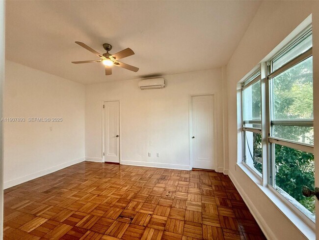 Building Photo - 4035 Meridian Ave