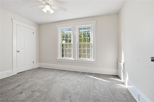 Building Photo - 22955 Fairmount Blvd