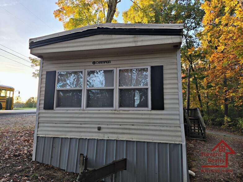 Building Photo - 271 C C Camp Rd