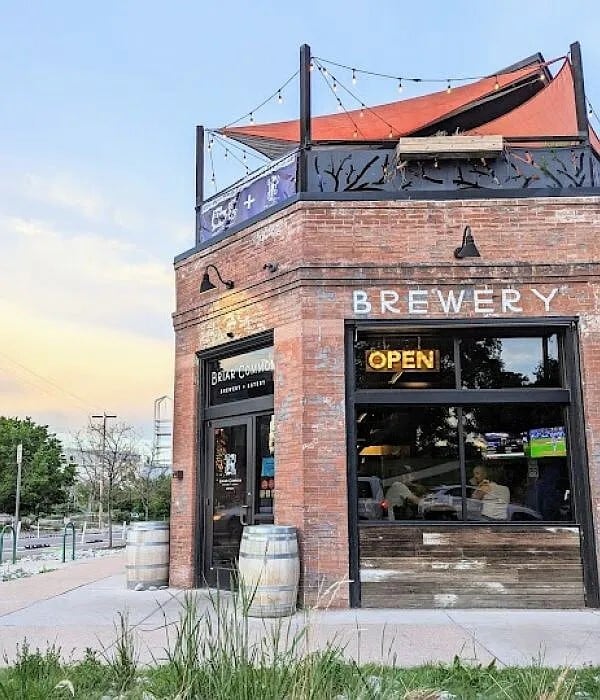 Building Photo - 2830 W 26th Ave