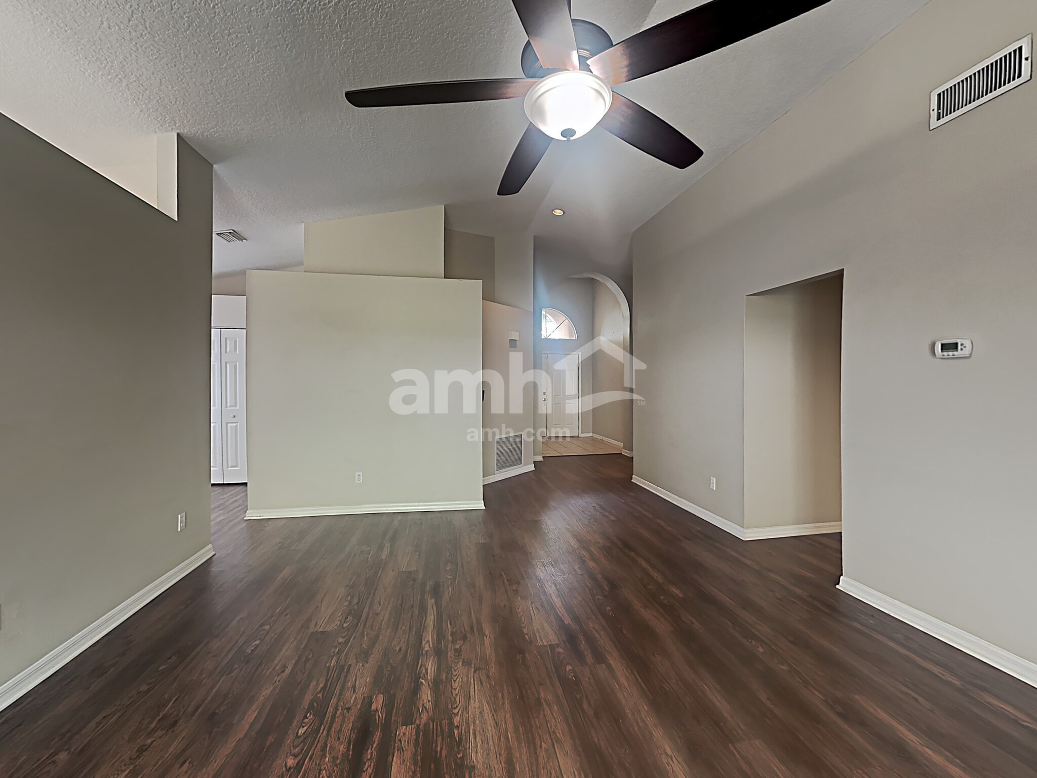 Building Photo - 1416 Wakefield Dr