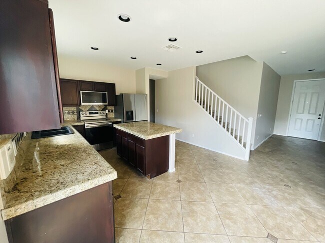 Building Photo - 45811 W Amsterdam Rd