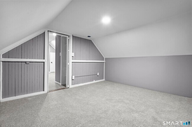 Building Photo - 1148 Hope St