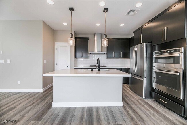 Building Photo - 4836 SENSITIVE St