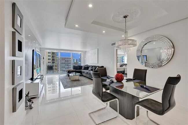 Primary Photo - 2030 S Ocean Dr
