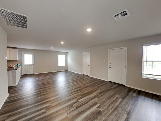 Building Photo - 13822 Buffalo Valley