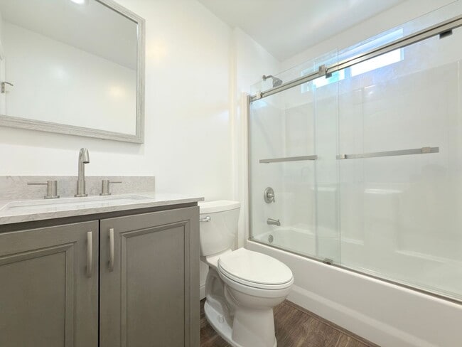 Building Photo - Brand-New 2-Bedroom ADU in Arleta – Be the...