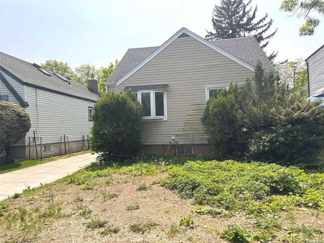 Building Photo - 244-20 86th Ave