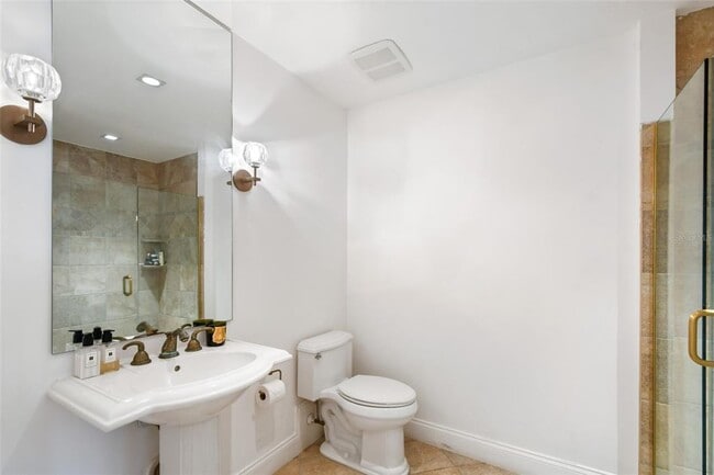 Building Photo - 311 E Morse Blvd