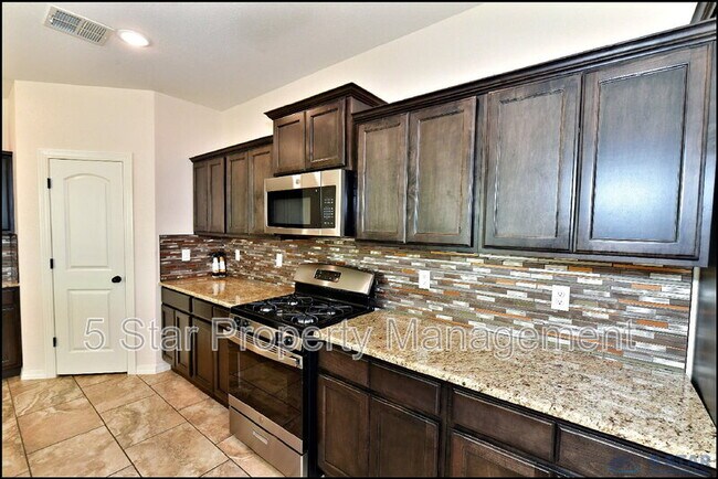 Building Photo - 2840 Tierra De Moyo Pl