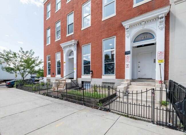 Building Photo - 2102 Maryland Ave